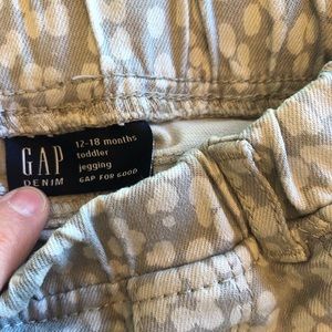 BabyGap 12-18 jeggings